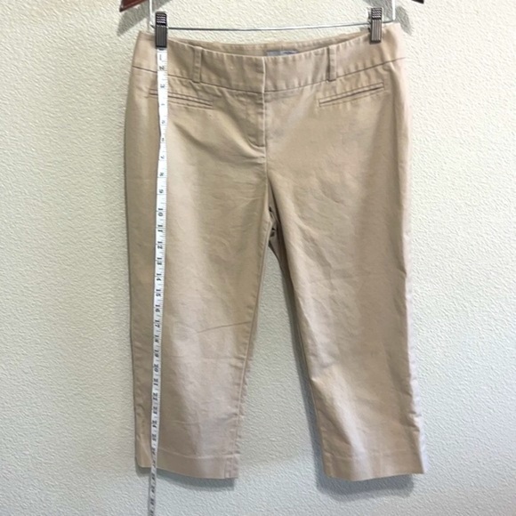 Halogen Taylor Fit Khaki Capris Pants - Picture 8 of 13